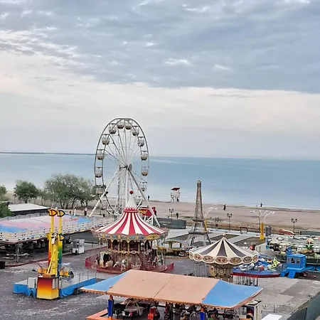 Seavibe Summer Mamaia Nord Apartman *